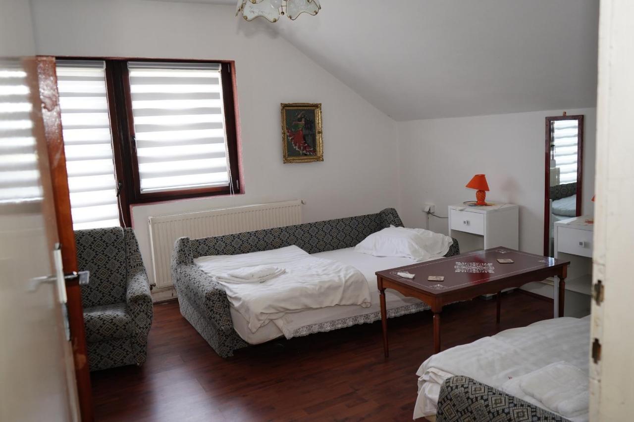Apartamento Etnobubi Novi Sip Exterior foto