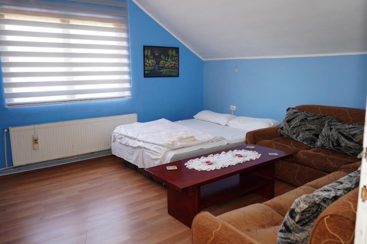 Apartamento Etnobubi Novi Sip Exterior foto