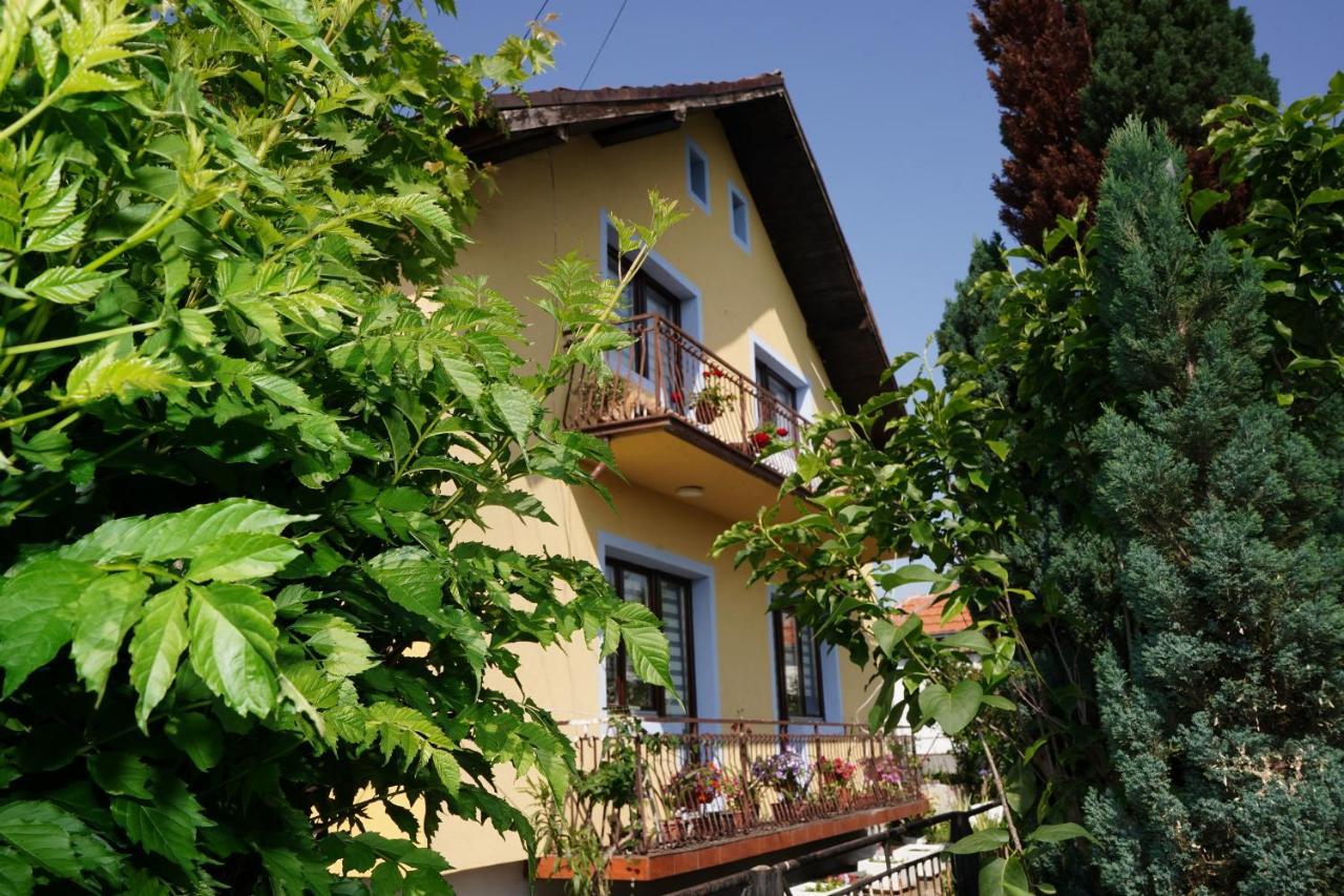 Apartamento Etnobubi Novi Sip Exterior foto