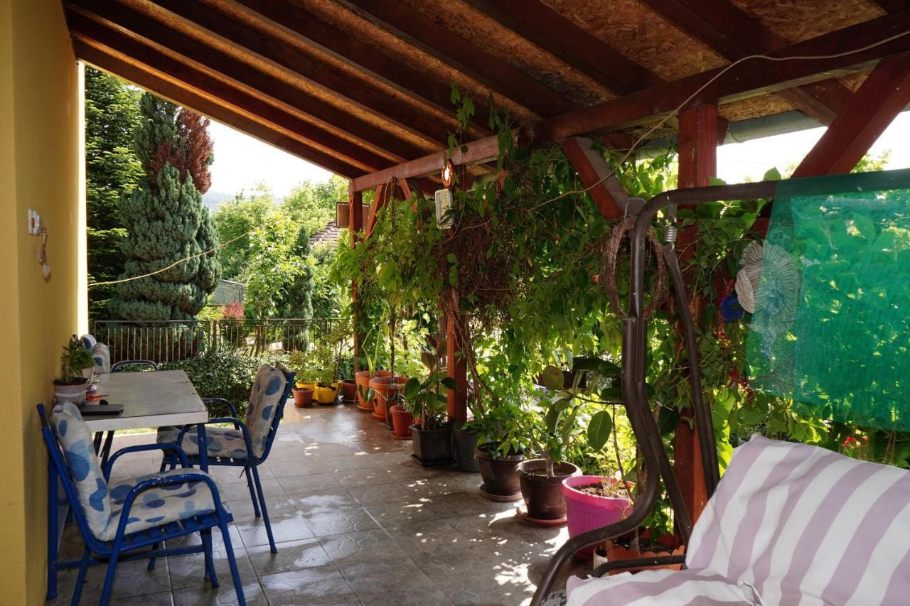 Apartamento Etnobubi Novi Sip Exterior foto