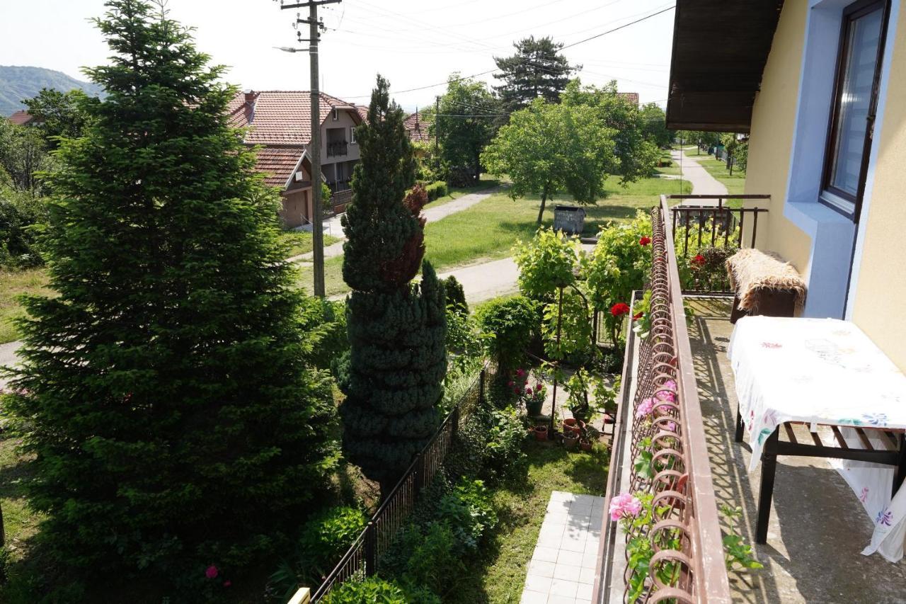 Apartamento Etnobubi Novi Sip Exterior foto